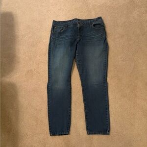 ❤️ Apt. 9 Women's Dark Blue Straight Leg Skinny Jeans